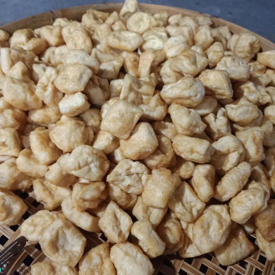 如何制作豆腐泡的方法,白豆腐如何炸成豆泡