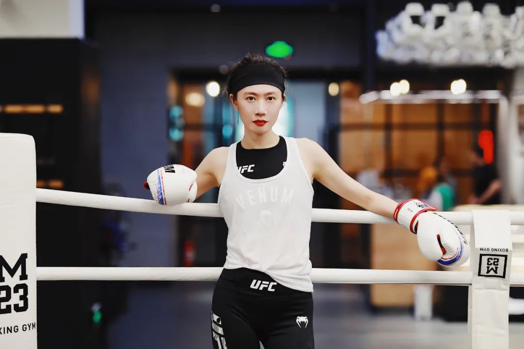 张萌改变自己的五件事,张萌时尚护肤技巧