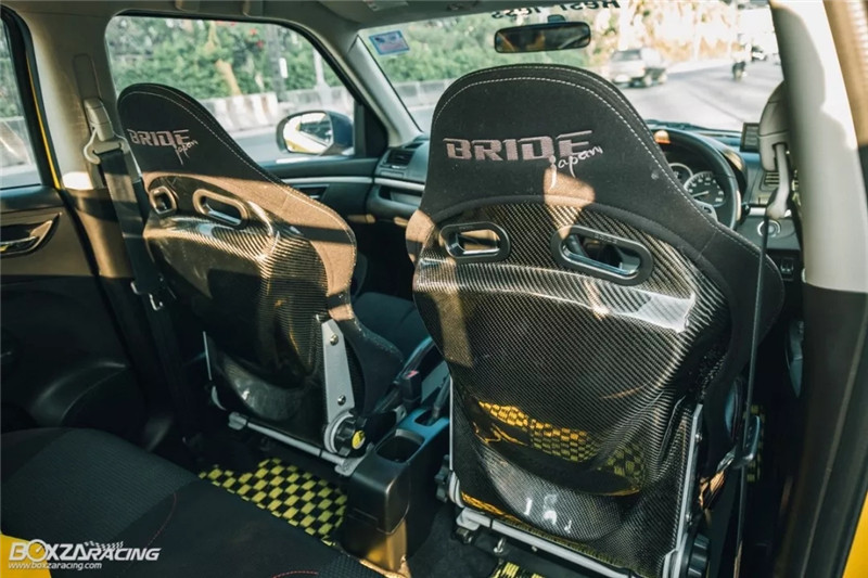 铃木雨燕小乳鸽,雨燕乳鸽