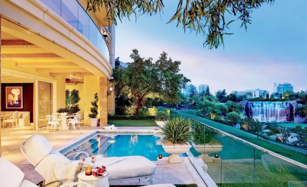 旅拍需要多少钱,国外旅拍婚纱照推荐哪家最好