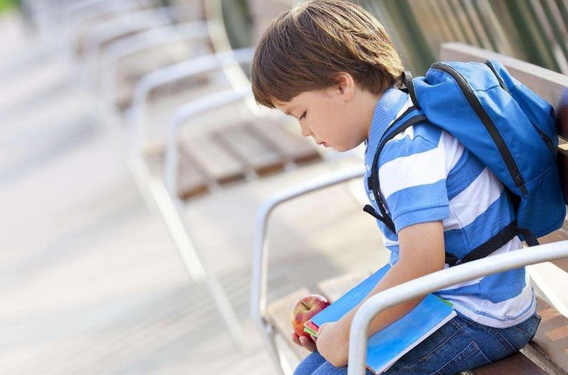 孩子老是粗心不长记性,怎样改掉粗心大意的毛病对策