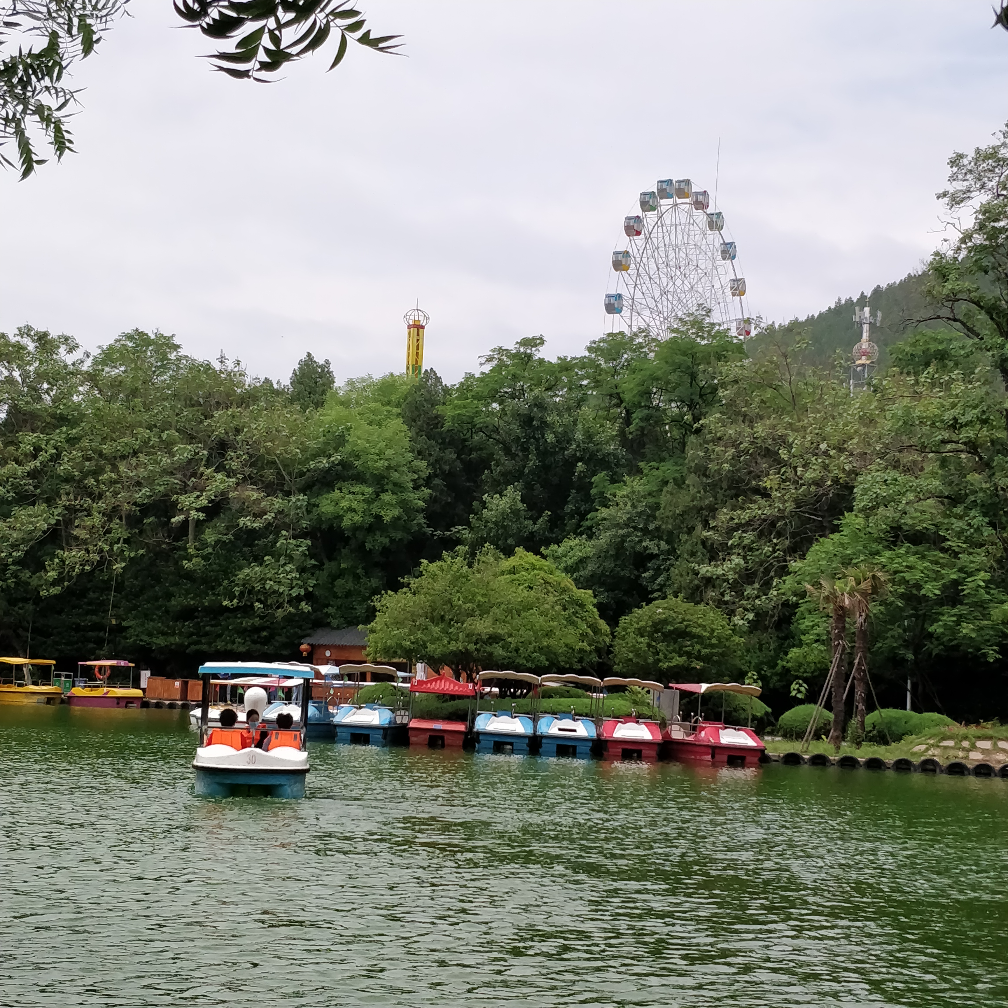 淮北相山公园相山之巅,我眼中的公园范文