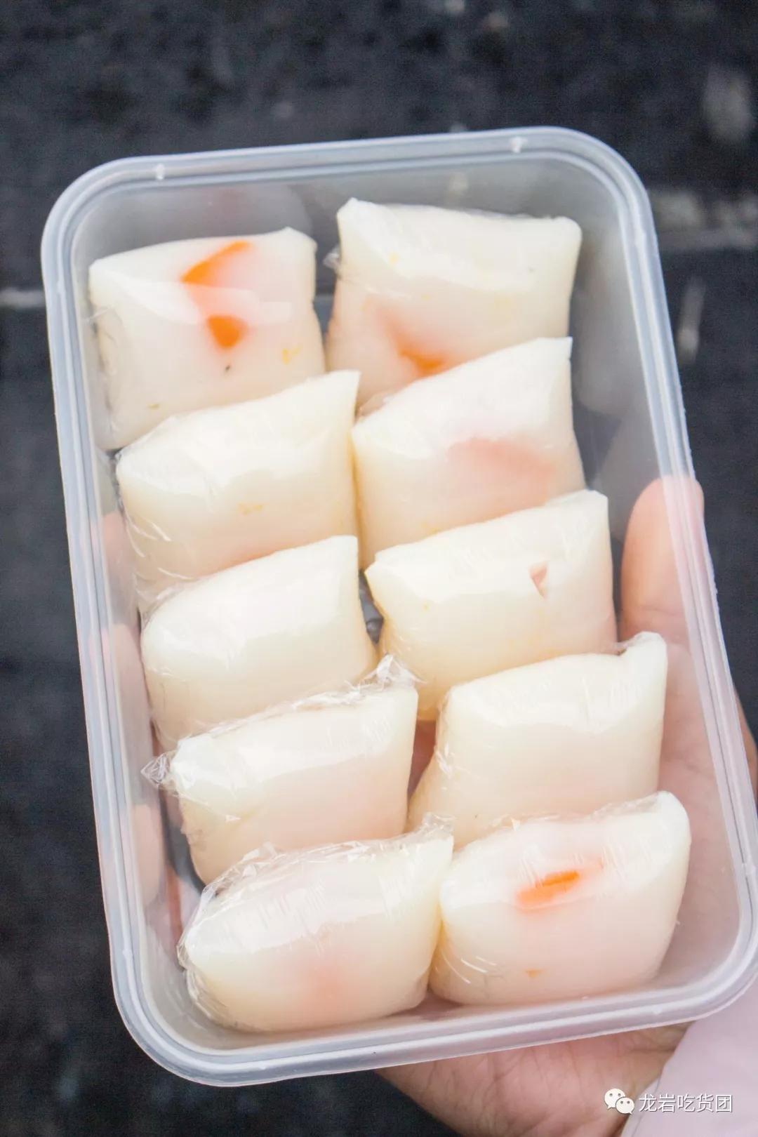 重庆渝北龙兴广场附近购物商场,前方到站工贸