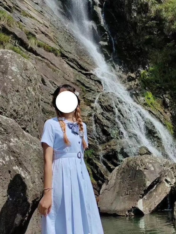 女生都是用美颜相机拍照吗,女生用美颜拍照好看吗