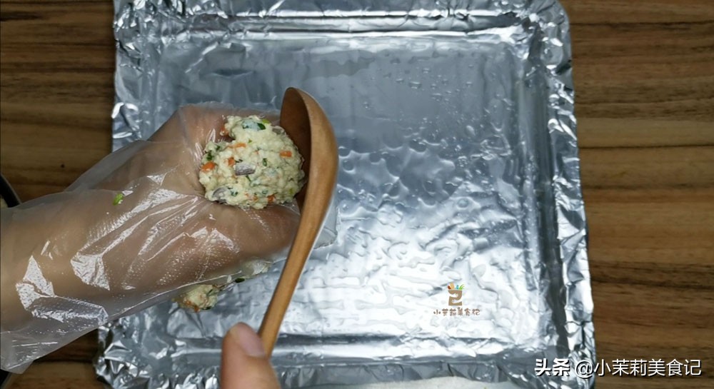 水煮豆腐丸子减脂,怎样用豆腐做减脂早餐