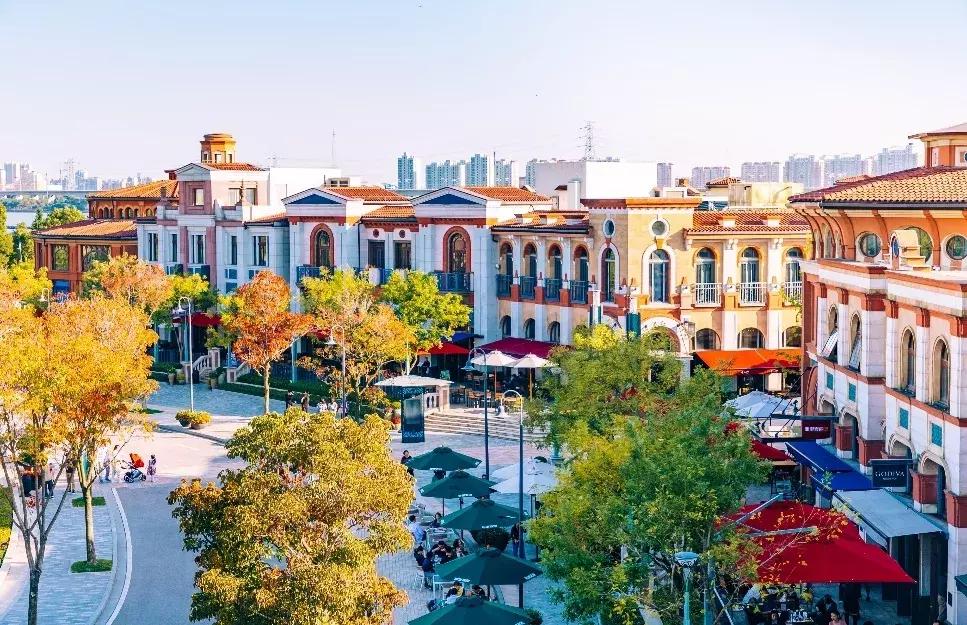 不出国门也能一站式打卡,不出国门也能度假