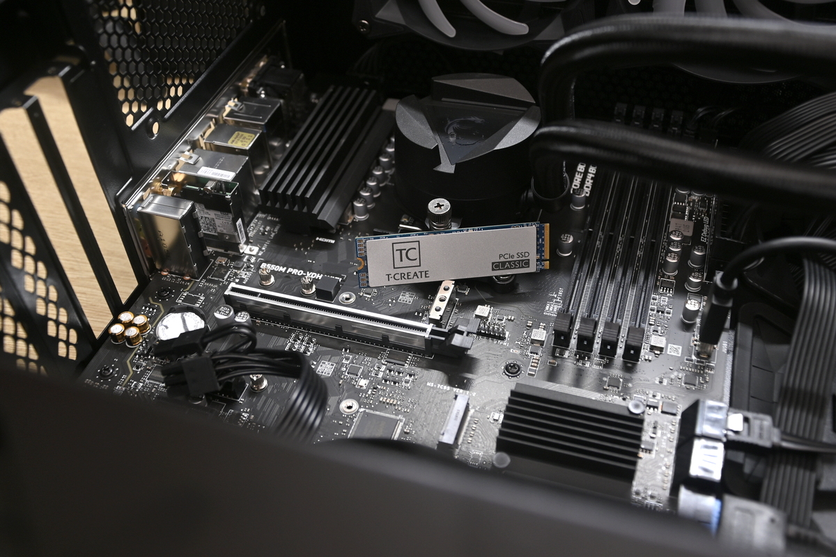 微星宙斯盾z5,宙斯盾z5加机械硬盘