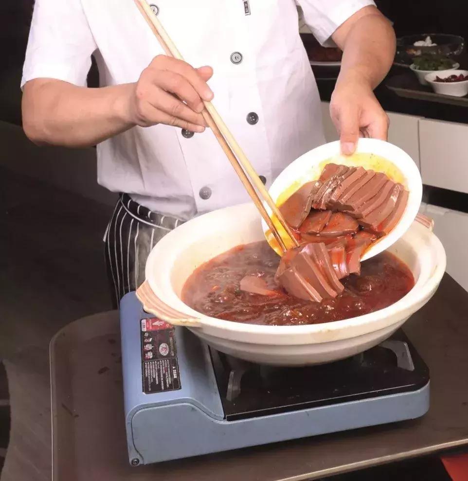 一道菜热卖16年!看看人家是怎么做的