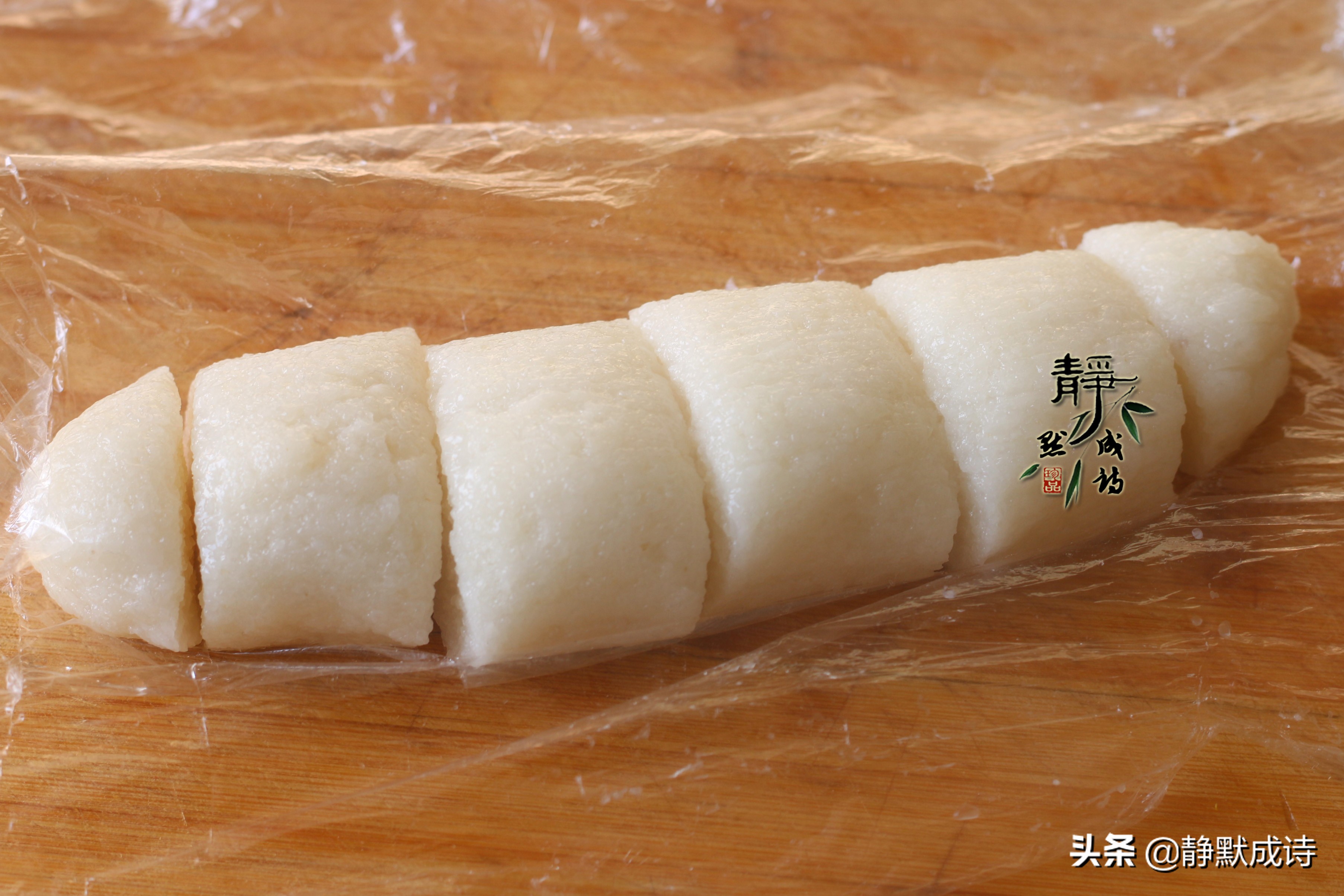 自制糯米年糕的简单做法,糯米年糕最简单的一种做法