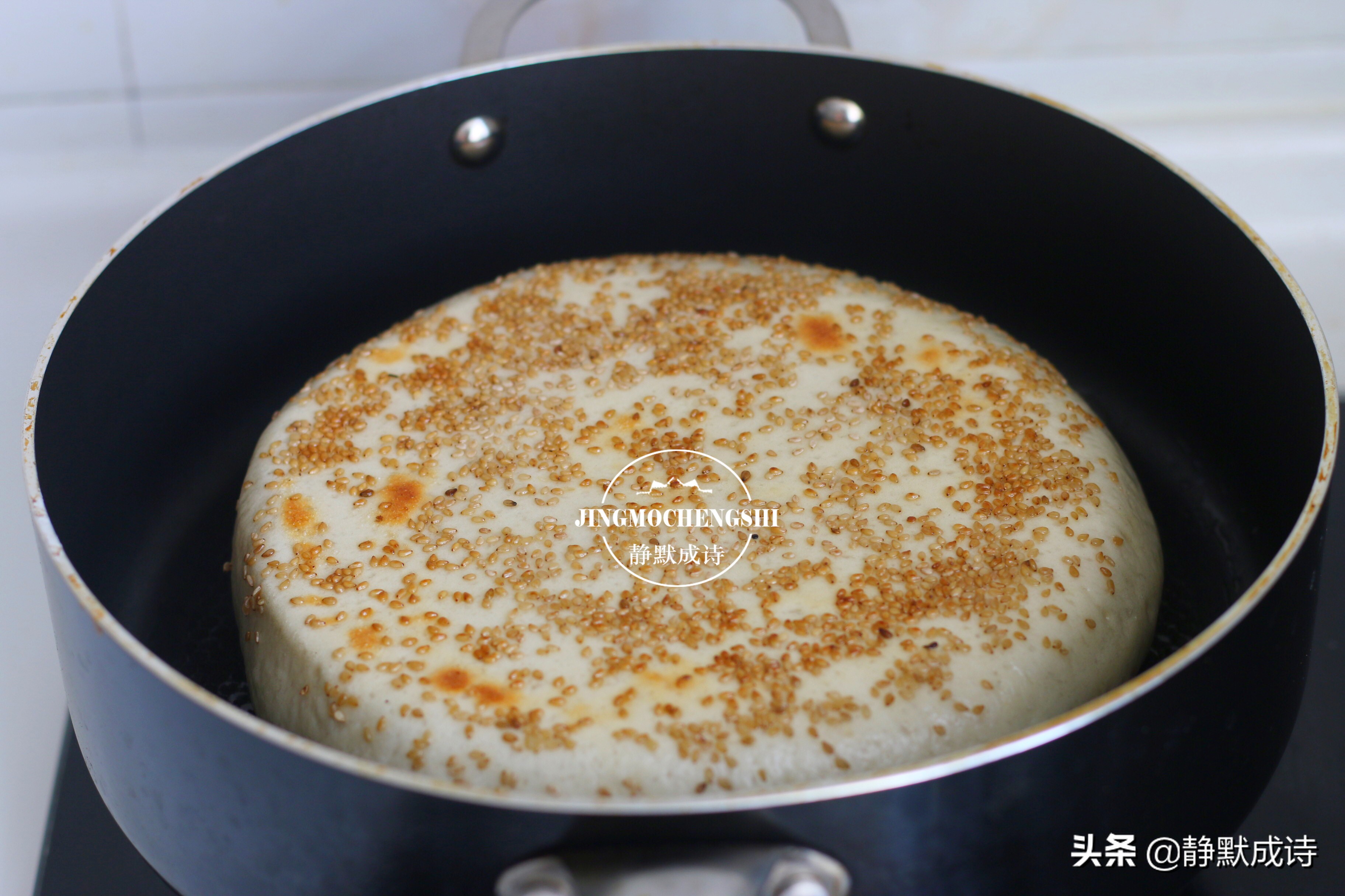 学做千层饼的家常做法,自从学会这千层饼我家两天做一锅