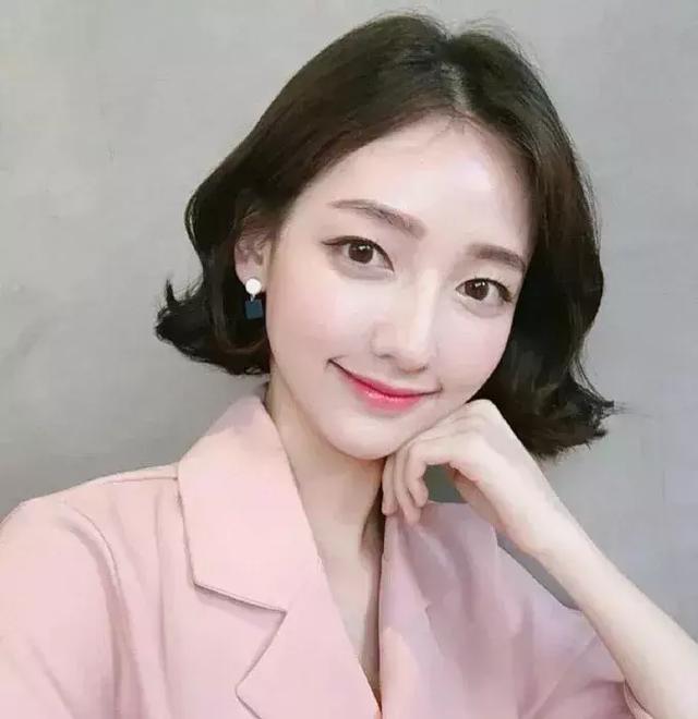 今年春节烫发流行什么发型,春节烫发发型推荐