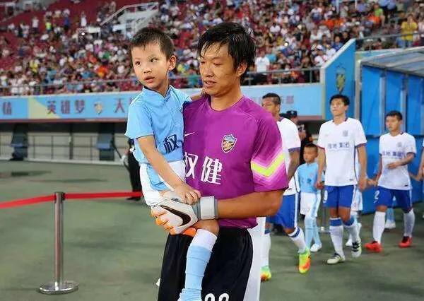 杨君天津足球队,门将杨君