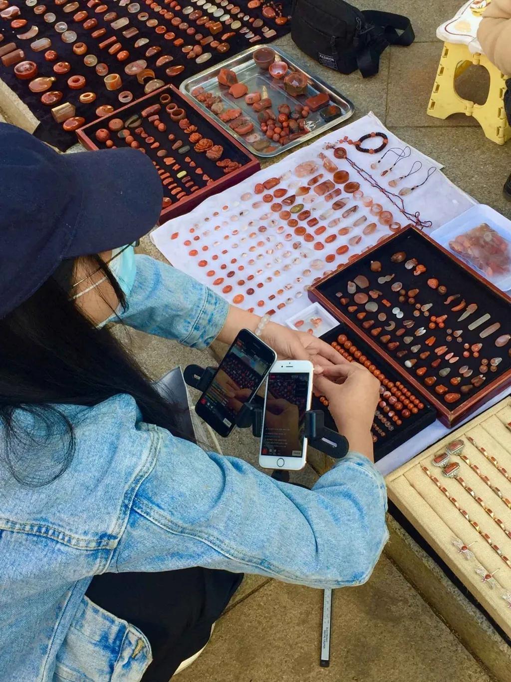 大凉山玛瑙直播卖货,西昌玛瑙批发市场在哪里