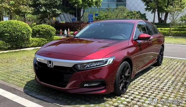 十代雅阁与9.5代雅阁该怎么选,十代雅阁低配和高配的驾驶感受