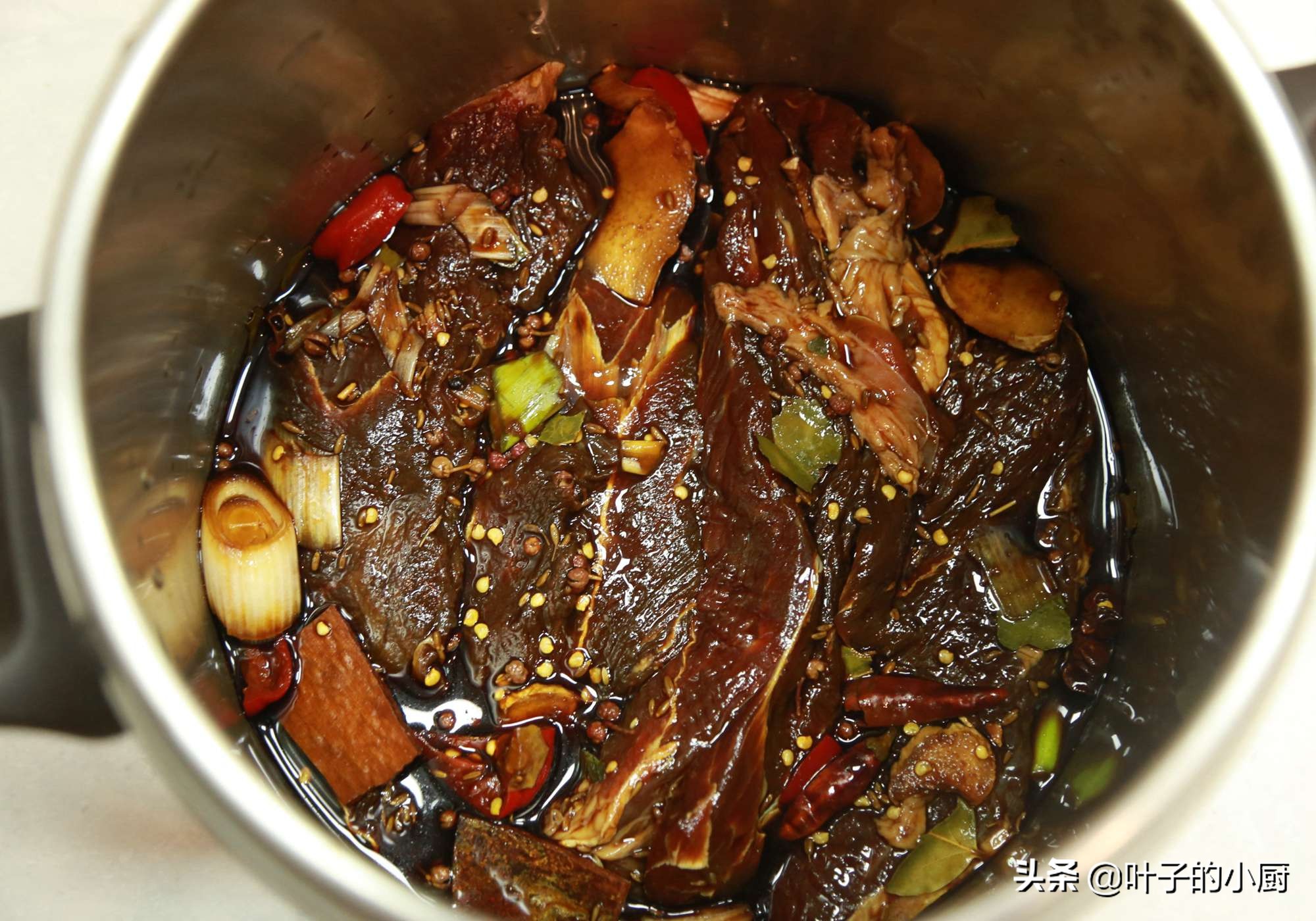 酱牛肉如何做得更好吃,酱牛肉怎么做好吃又烂视频