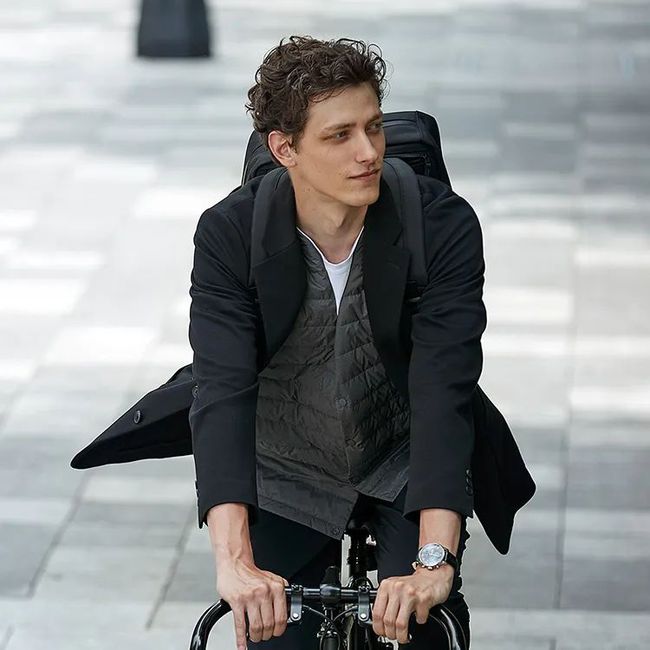 tnf羽绒服都有什么款,别再穿烂大街的小白鞋了