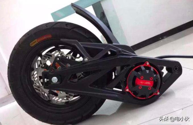 雅迪带篮子的新国标电动车,雅迪48v新国标电动车小金鼠