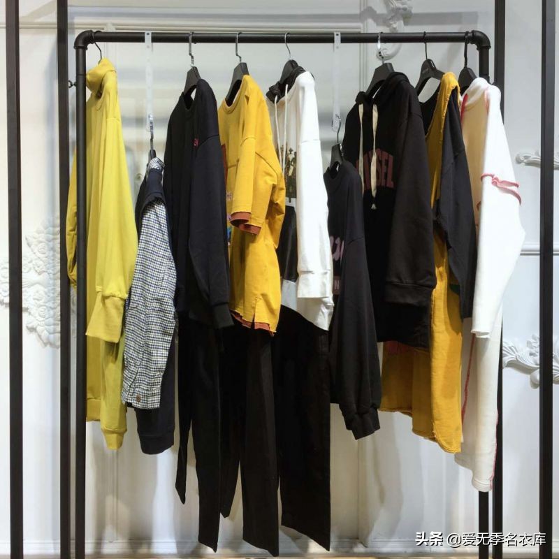 品牌折扣女装货源渠道一手货源,如何选择女装货源拿货小技巧