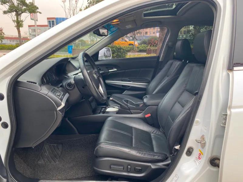 本田顶配歌诗图,2013年本田歌诗图2.4几挡变速箱