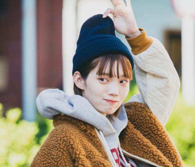 方脸戴什么帽子拉长脸型,什么帽子修饰方脸最好看