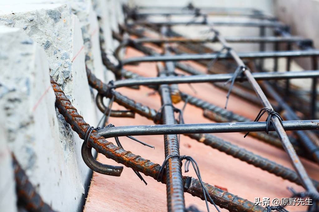 遇到蜂窝、麻面、露筋、裂缝、掉角都别怕，施工常见问题处理方法