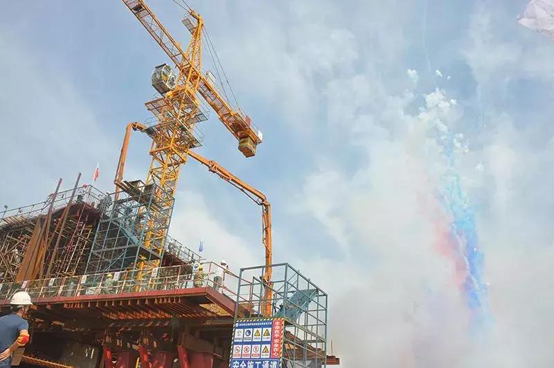 利润下滑六成“大利空”，东湖高新股价为何不跌反涨