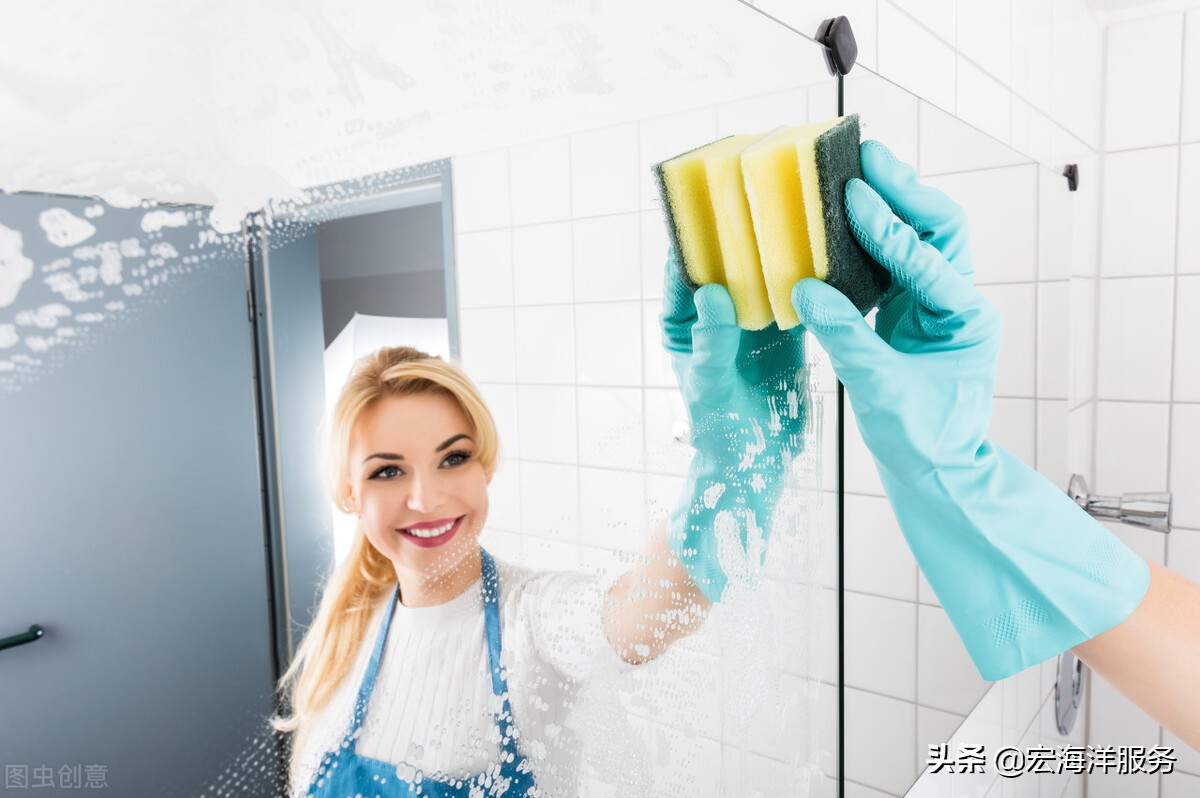 如何对着镜子自拍男生,如何对着镜子自拍视频