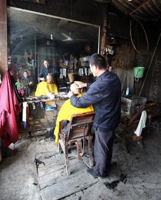 即将消失的国营老理发店,正在消失的老式理发店