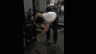 男生怎么把肩练宽,可以把肩练宽的动作