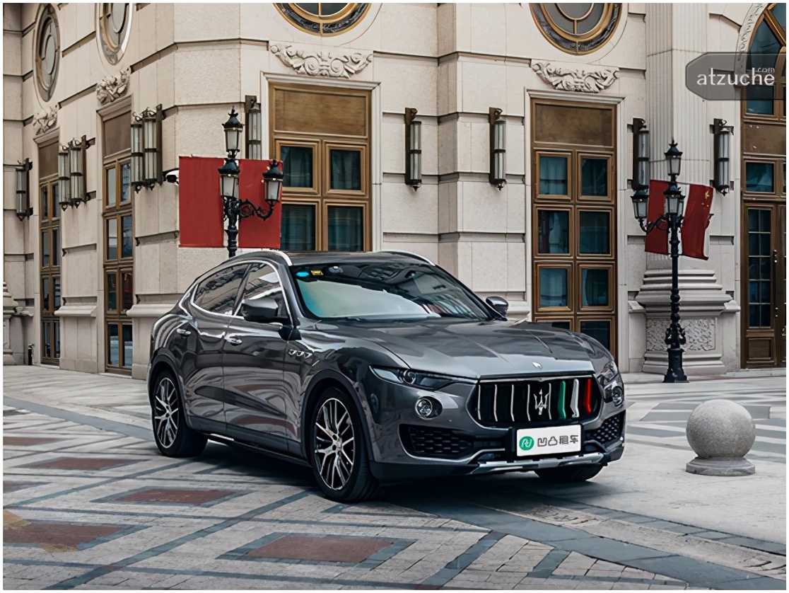 汽车启动保险丝烧了后什么样,汽车保险丝一插就烧怎么回事