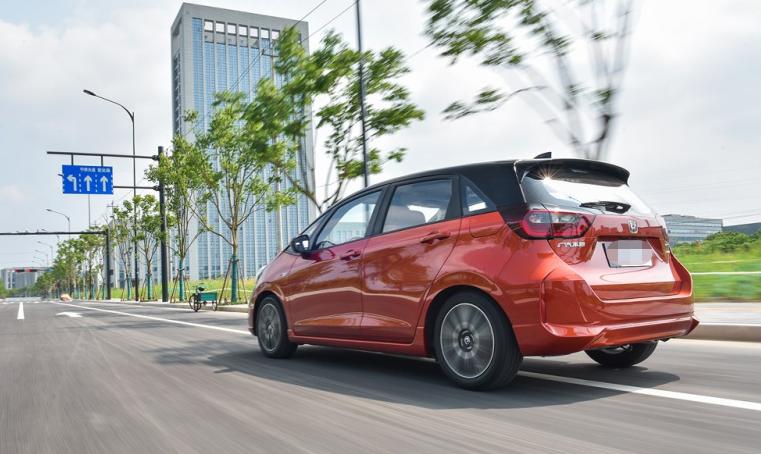 大众polo1.6l和本田飞度0-100提速,10万左右本田飞度值得买吗