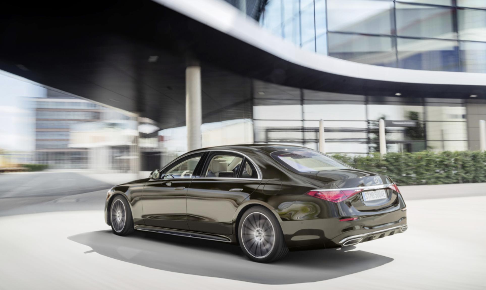 2024款奔驰轿车220落地价格,奔驰2809落地价