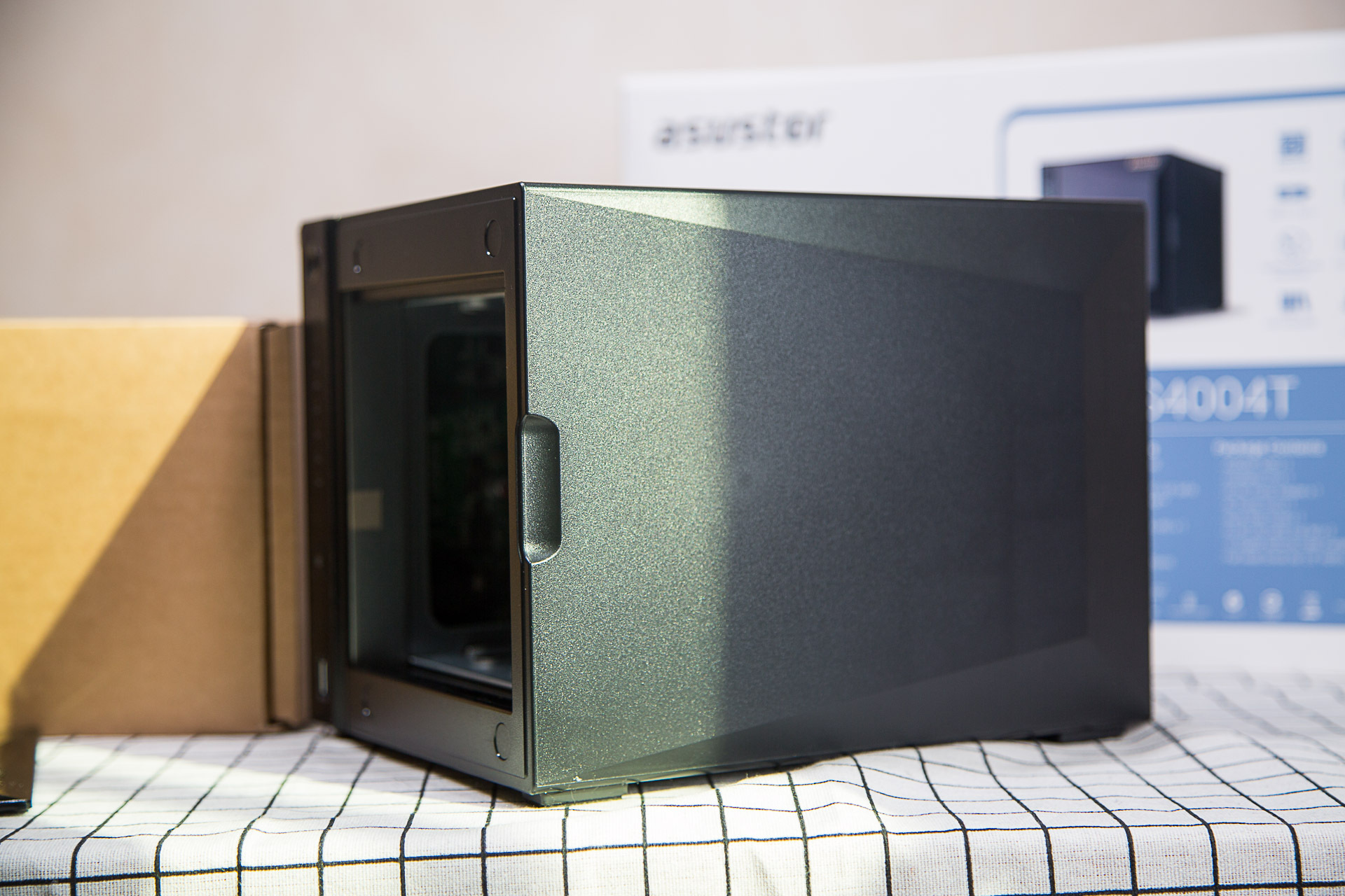 给硬盘插上翅膀-华芸AS4004T万兆NAS搭建测试