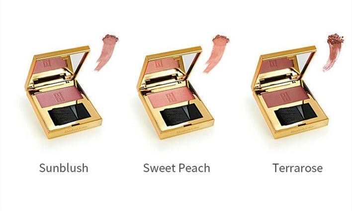 想要底妆细腻服帖不卡粉,底妆秘诀零毛孔无暇底妆至关重要