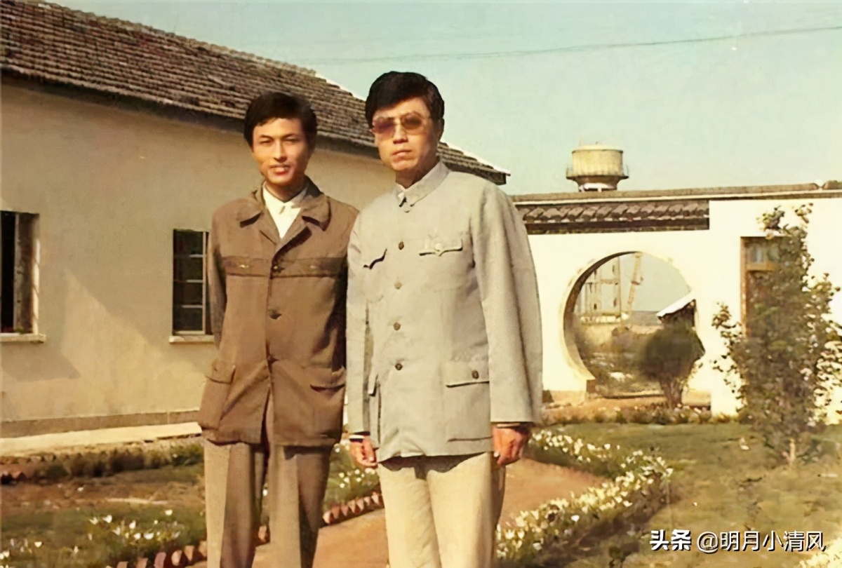 他是民企“药王”，一年卖800亿，工厂修得像故宫却坚持不上市