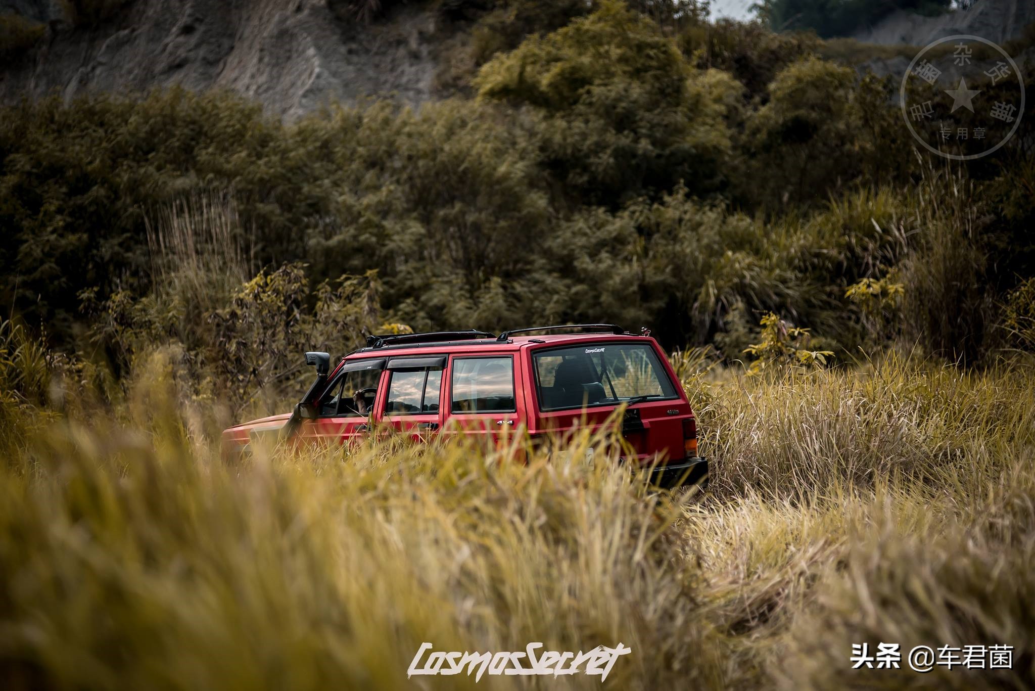 2014吉普切诺基4x4价格,老款吉普大切诺基4x4