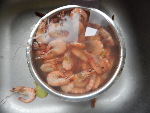 活虾煮了再冰冻会更鲜吗,活虾煮几分钟最有营养