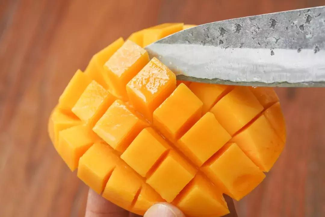 只用纯鸡蛋做出美味的鸡蛋布丁,鸡蛋牛奶布丁做法小视频