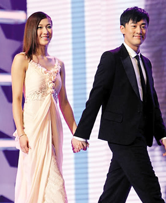 林峰家庭背景显赫,李嘉诚和林峰什么关系