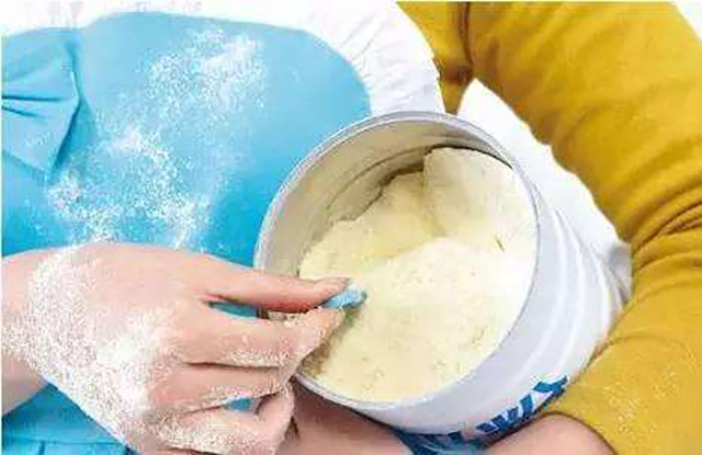 奶粉为什么不能在冰箱放着,奶粉放冰箱一晚上