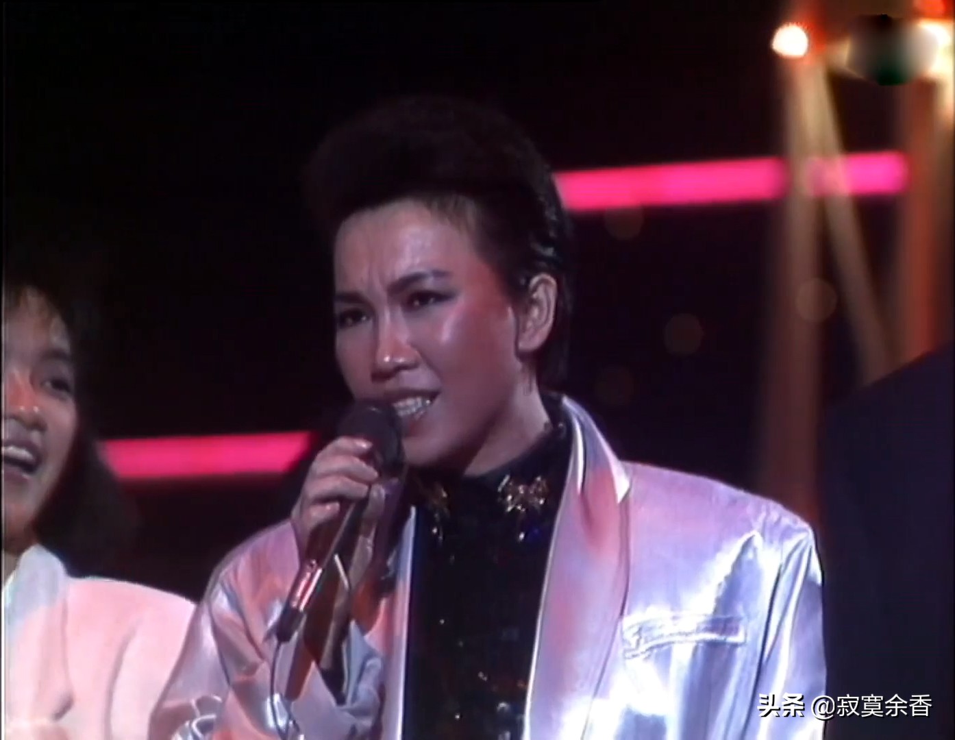 锁定85年群星劲歌荟萃，年轻时代的他们太惊艳太出彩了