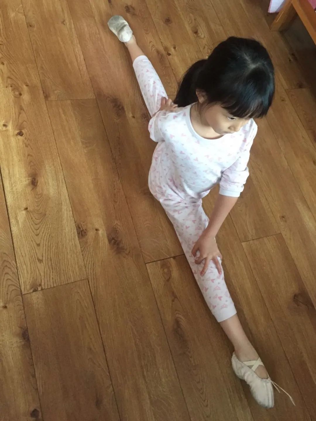 实验学校花球啦啦操,天津泰达国际学校啦啦操