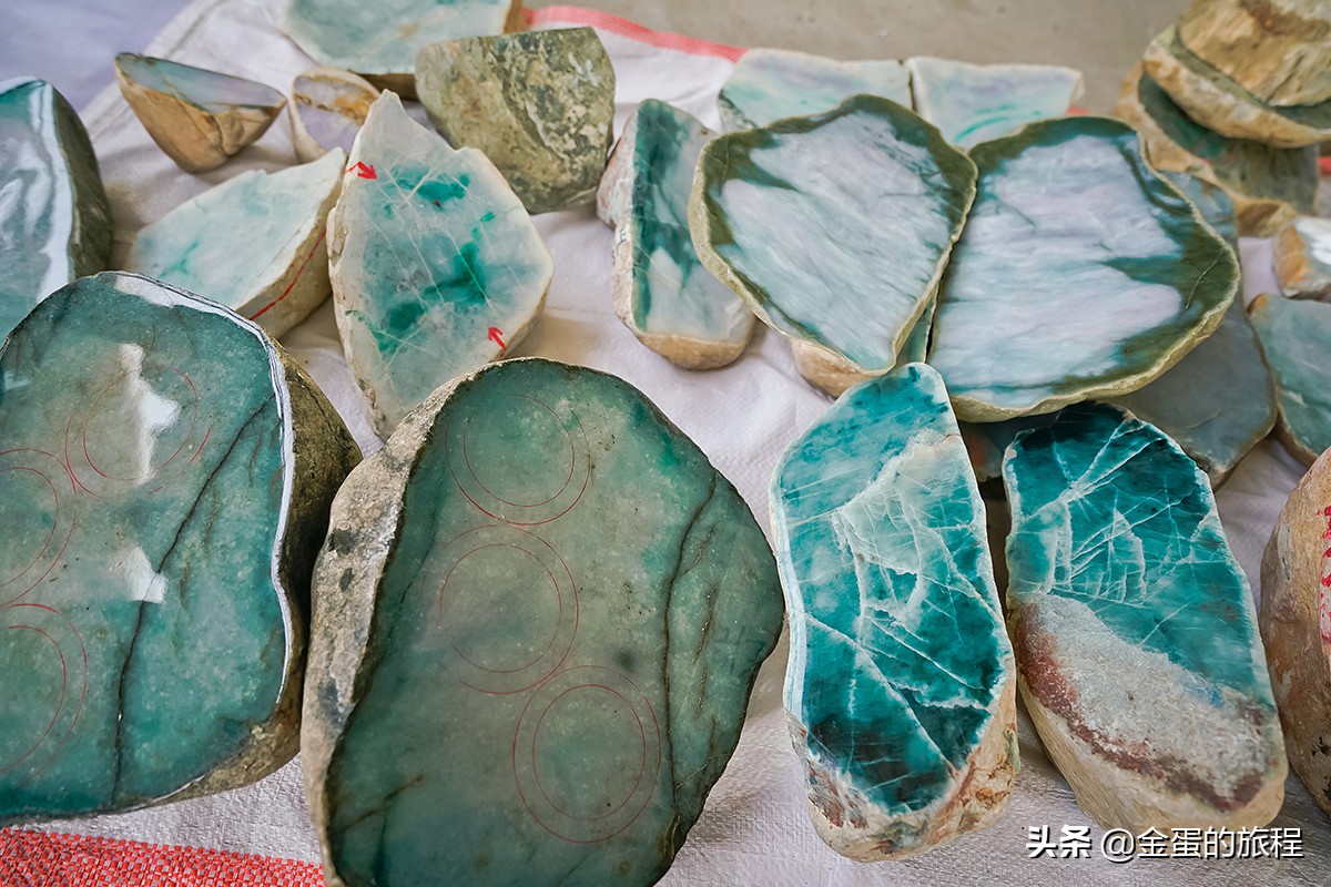 揭秘缅甸曼德勒小众景点，缅甸最大的翡翠市场，跌眼镜的地摊景象
