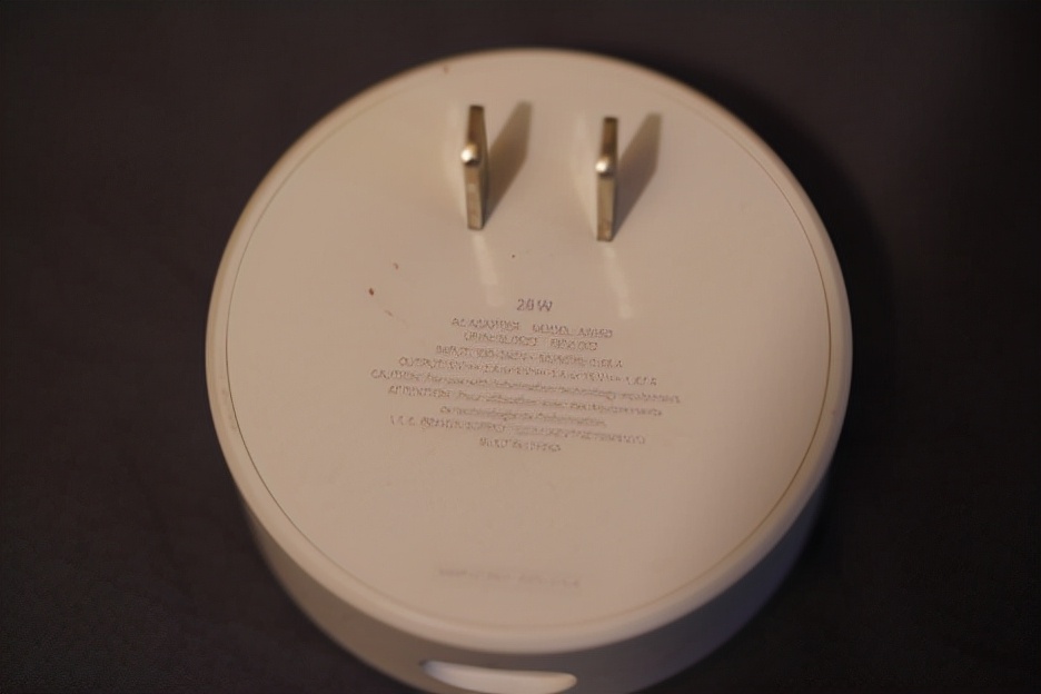 苹果充电器30w快充鉴别,测试苹果快充真假