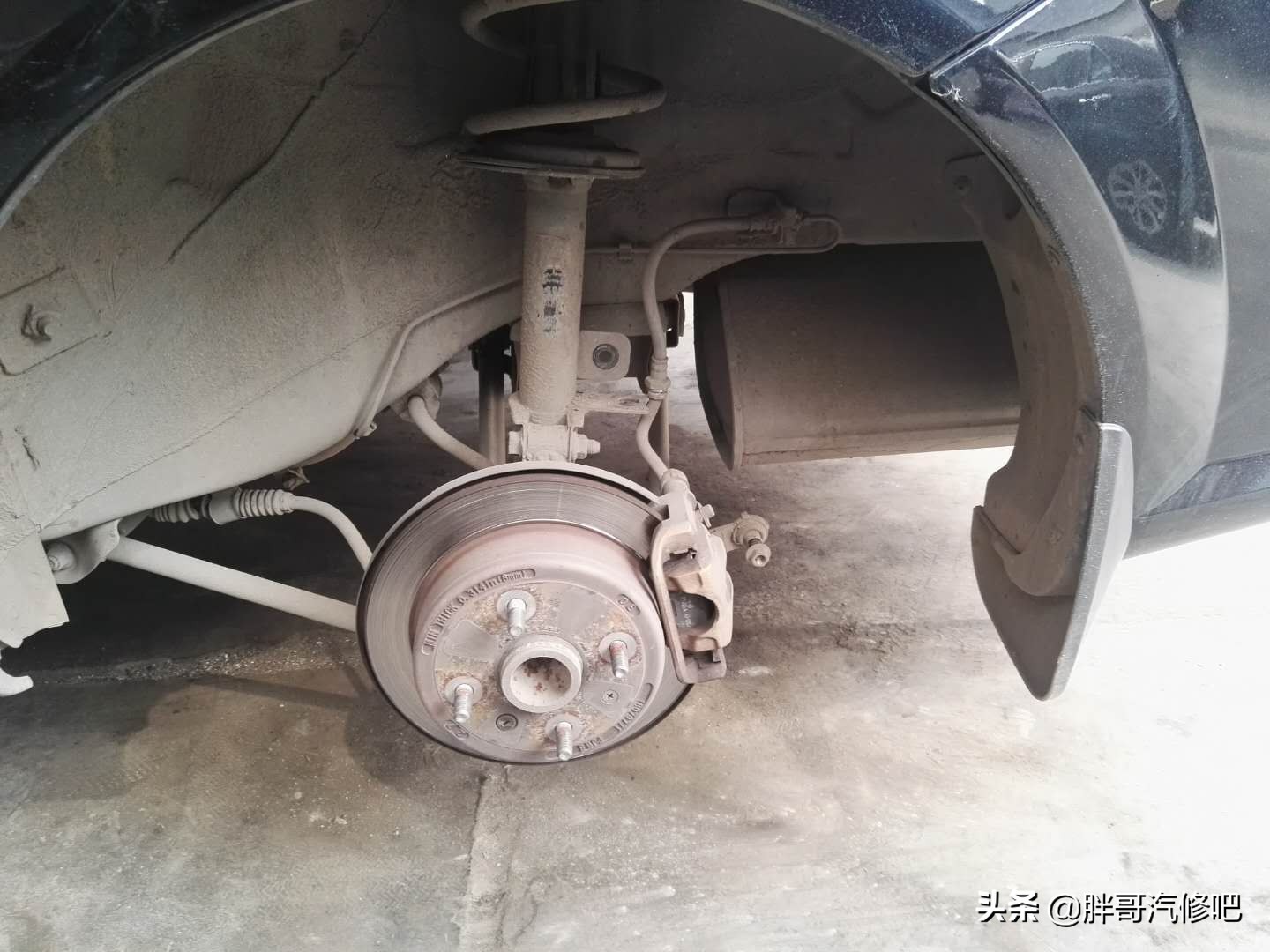 更换减震器怎么走保险,更换减震器教程和注意事项