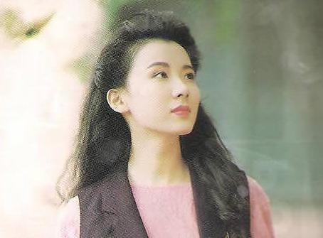 你不要天天拧他的耳朵哟，他天天评价耳萧蔷都是红的