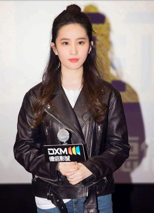 刘亦菲妆容穿搭,刘亦菲木兰妆仿妆