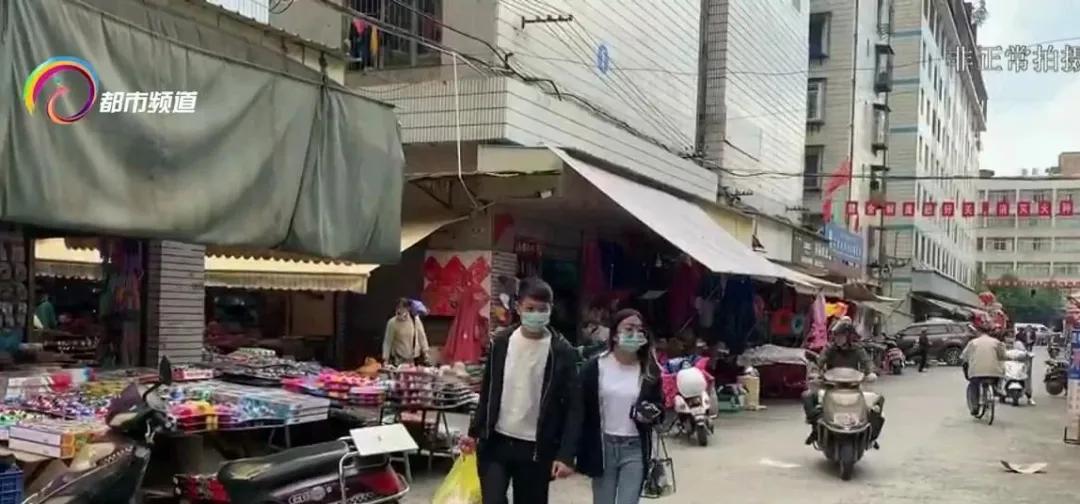 一岁半宝宝误吞一颗泡泡糖,小朋友吃下一颗水晶宝宝会怎么样