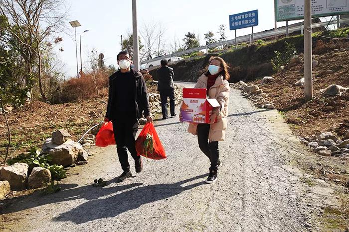 1米多长的购物小票，不是买给自己！谢谢恩施有你们奔走