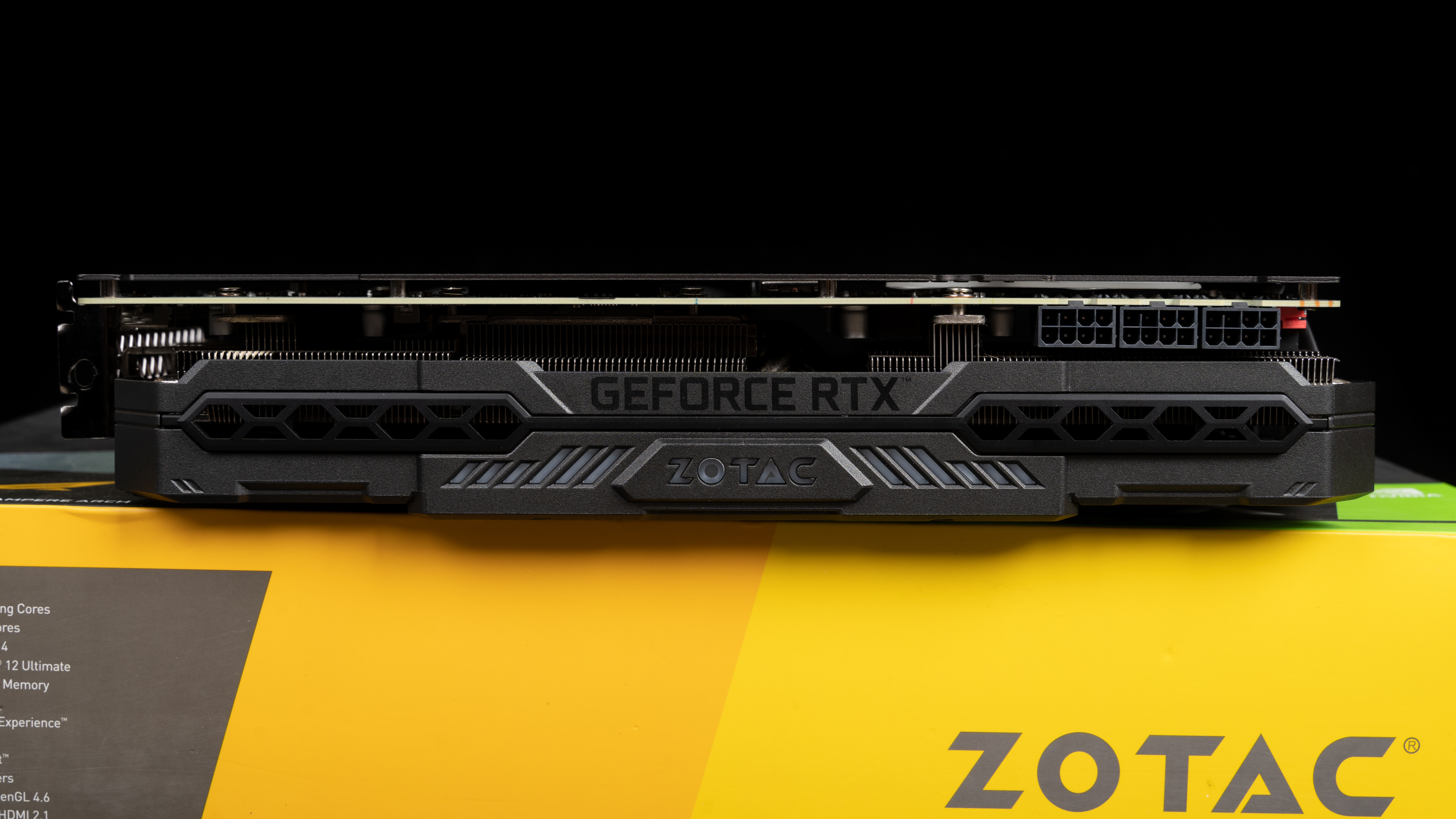 i9-12900K+ROGSTRIXZ690-E开箱测试，对比11900K提升巨大